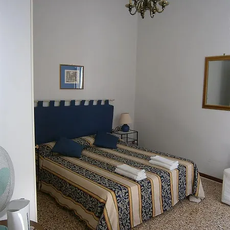 Al Tramonto Dorato Bed & Breakfast Venice