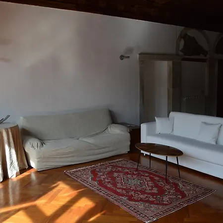 Dorso Duro Apartman *