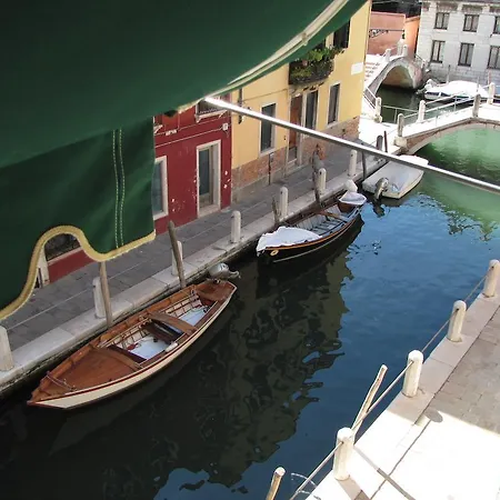 B&B Ca' San Trovaso - 6 베니스
