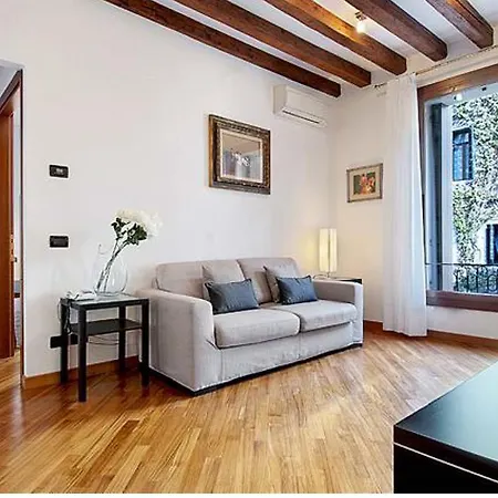 Salmaso Apartments *