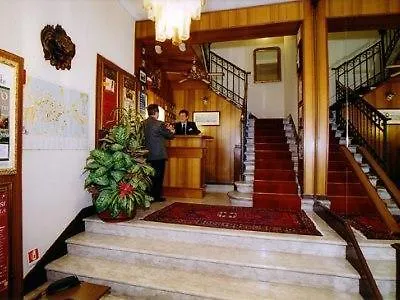فندق روسي البندقية