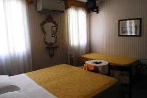 Hotel Leonardo