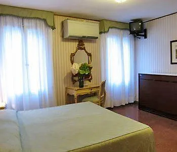 Leonardo 2* Venezia