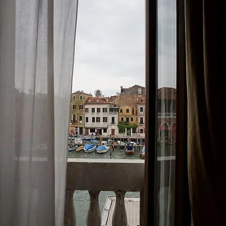 Pesaro Palace Hotel Wenecja