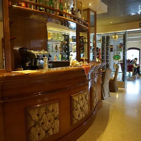 Hotel Pesaro Palace