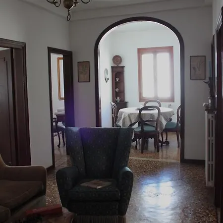 Dimora Novecento Apartment *