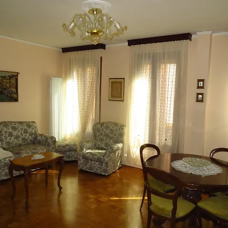 Asteria Venetian Apartment *