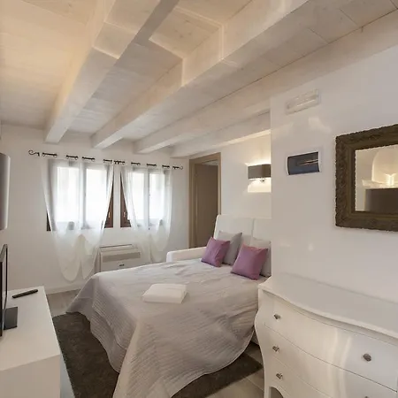 Tiziano Apartment