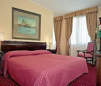Hotel Acca Venice