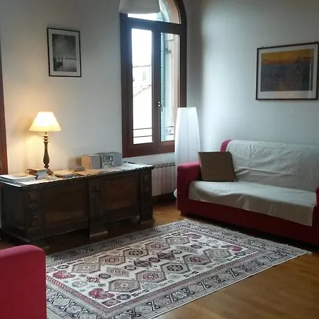 Apartment San Trovaso Venedig