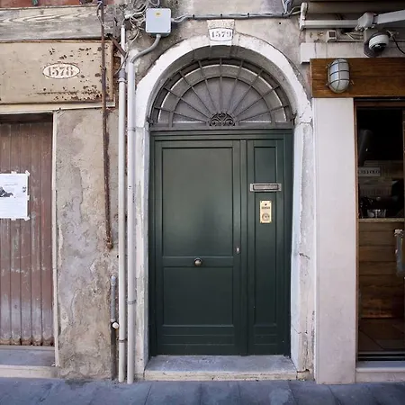Ca Dell'ambasciatore Apartment Venedig