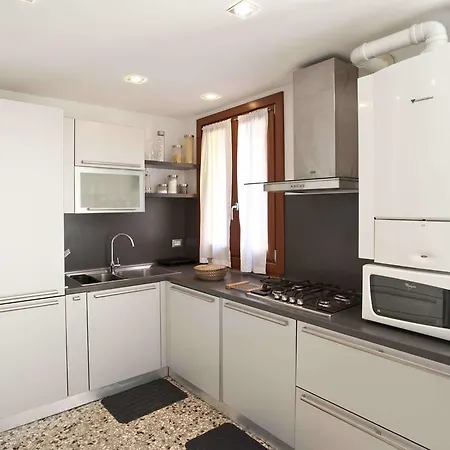 Ca Dell'ambasciatore Apartment