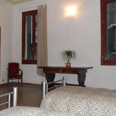 Youth Palace * Venecia