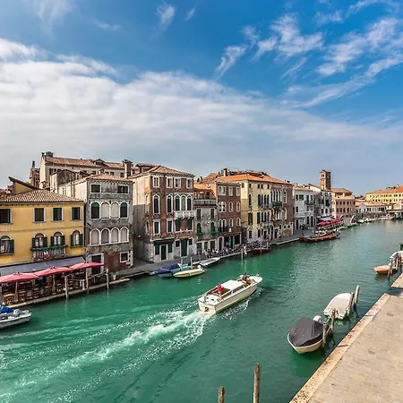 Apartment Palazzina Canal *
