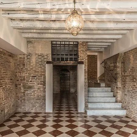 Apartment Palazzina Canal Venice