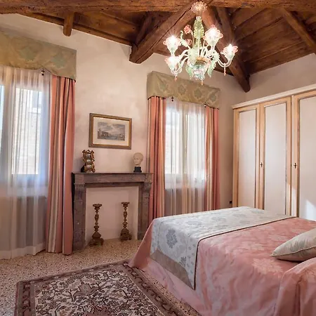 Apartment Ca Manzoni With Terrace Venice