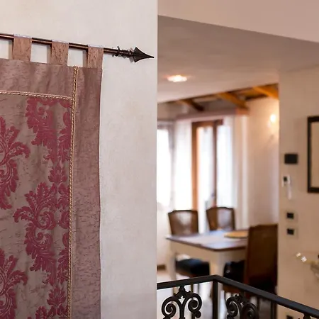 Apartment Ca Manzoni With Terrace Venice