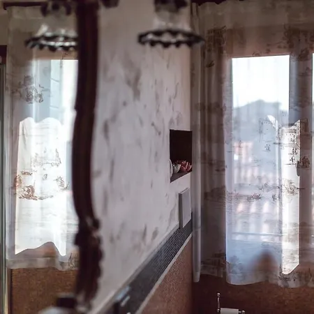 Apartment Ca Manzoni With Terrace