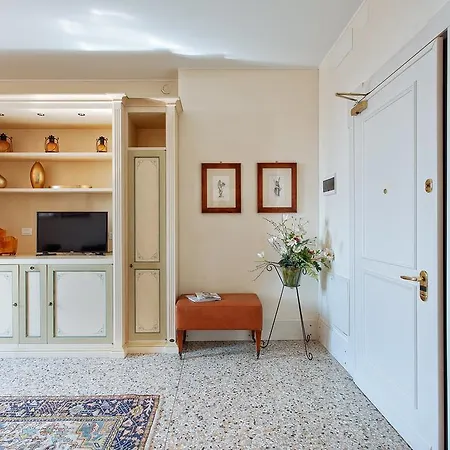 Apartment Deluxe Lagoon View Venice