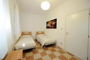 Santa Lucia *