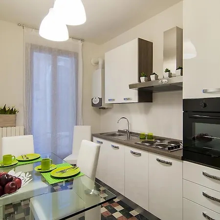 Apartment Ad Lofts *