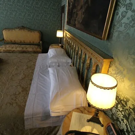 Ξενοδοχείο Palazzo Abadessa 4*