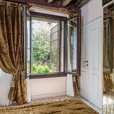 Ca' Granda Apartaments Venice