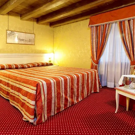 Guest house Ca' San Polo 3*