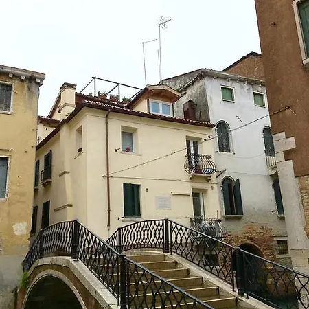 Apartment Ca Dei Libri