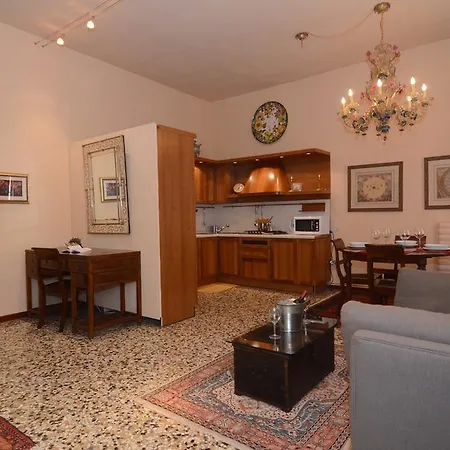 Apartment Calle Dei Botteri *