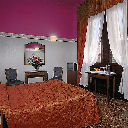 Hotel De L'alboro 3*