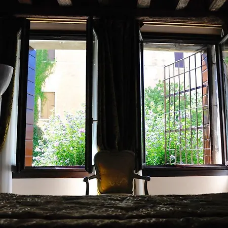Ca' Granda Apartaments Venice
