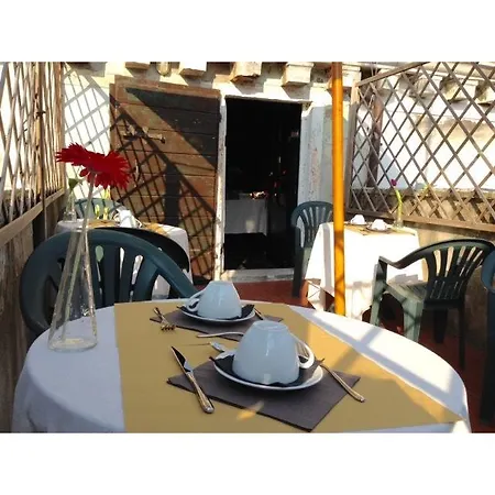 Guest house Quaggio Ca' Grimani 2*