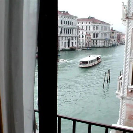 Hotel Pesaro Palace 4*