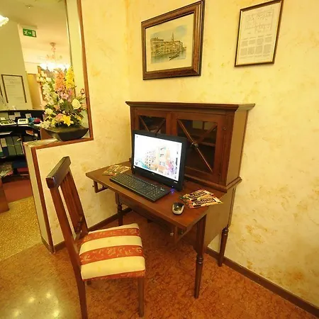 Hotel Mercurio Benátky