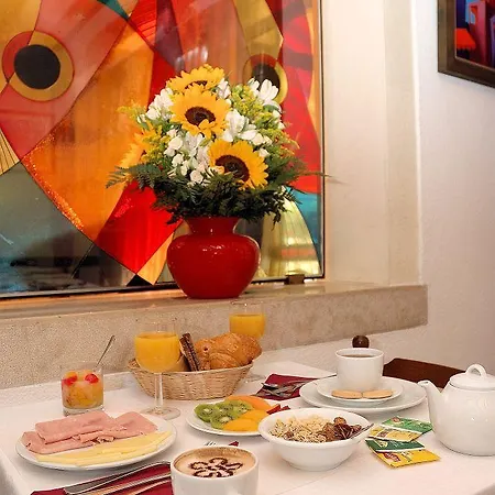 Hotel Hesperia 3*
