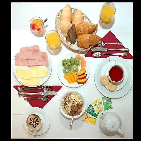 Hotel Hesperia 3*