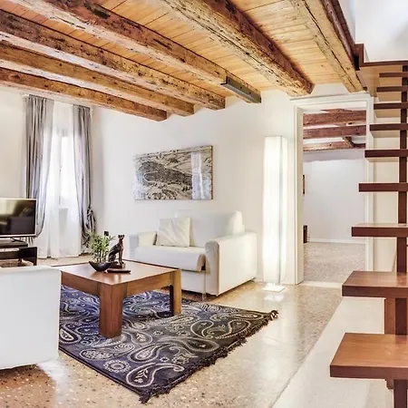 Appartamento San Marco Apartment
