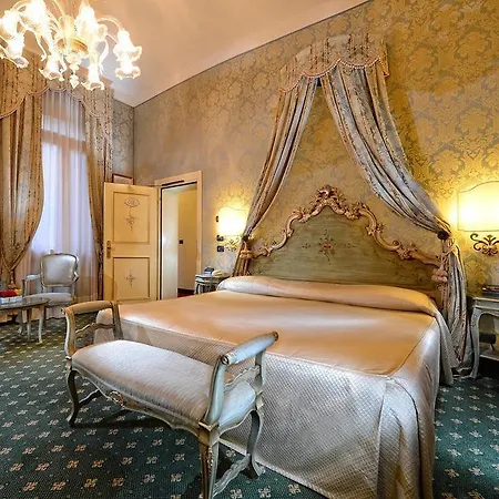 Cà Rialto 3*