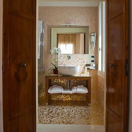 De La Spada Hotell