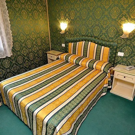 Residenza La Campana Affittacamere