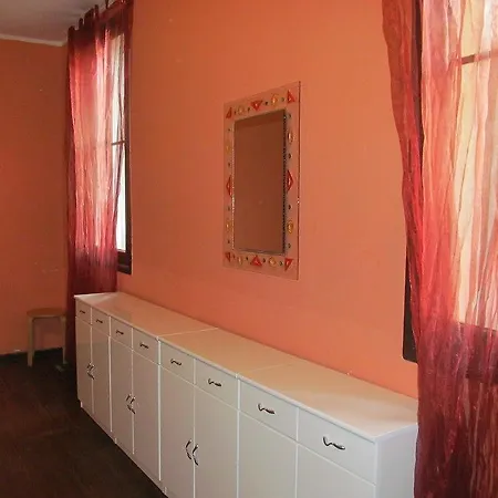 L'imbarcadero Hostel *