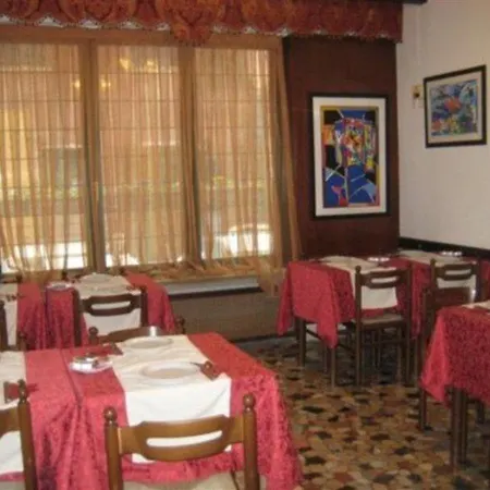 Hotel Hesperia 3*