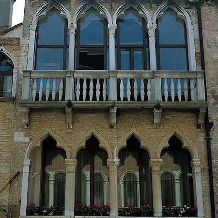 Pausania Velence