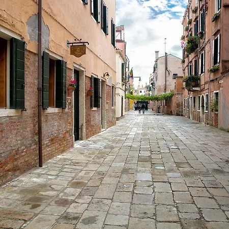 Bed & Breakfast Vite Dorata Venice
