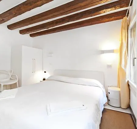Apartment San Beneto Design Studio