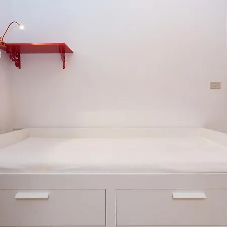 Apartment Biennale Garibaldi *