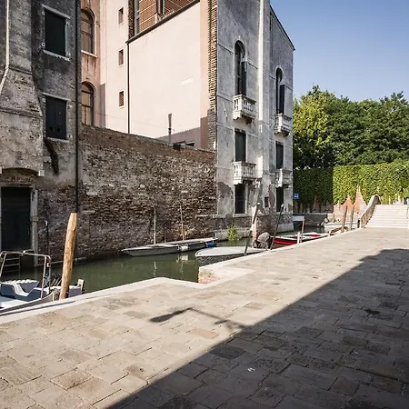 Myplace Cannaregio Townhouse * Venice
