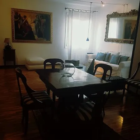 Apartment Garden Ca' Rezzonico Venice