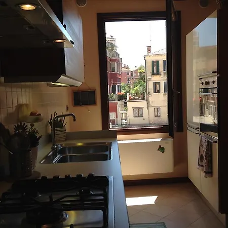 Nichy House Apartment *